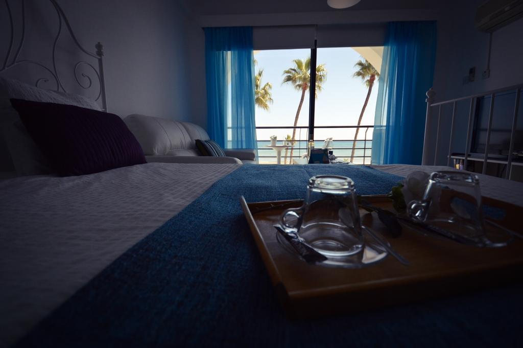 Krasas Beach Apartment Rentals Larnaka Zimmer foto